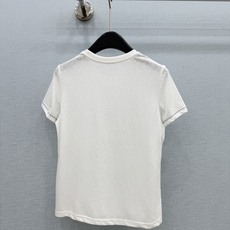 🛒𝐍𝐄𝐖 · 𝟐𝟎𝟐6/爆款现货原单品质 小众|26新品手工工艺短袖T恤精致版型上身巨显瘦!定制最新工 🛒𝐍𝐄𝐖 · 𝟐𝟎𝟐6/爆款现货原单品质 小众|26新品手工工艺短袖T恤精致版型上身巨显瘦!定制最新工