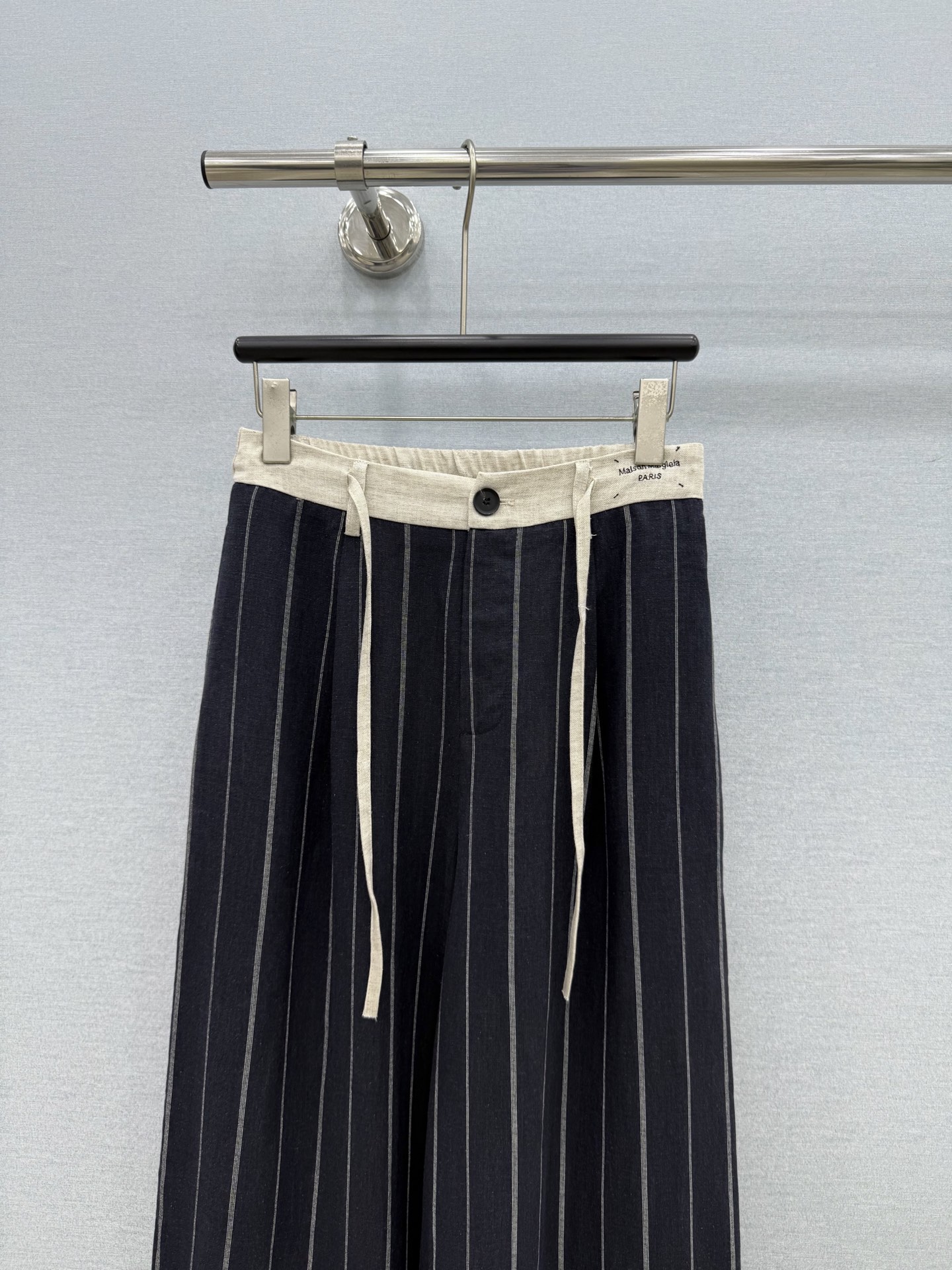 🛒𝐍𝐄𝐖 · 𝟐𝟎𝟐6/爆款现货原单品质  小众*｜2026新品棉麻条纹休闲裤常规设计  经典高级肌理细