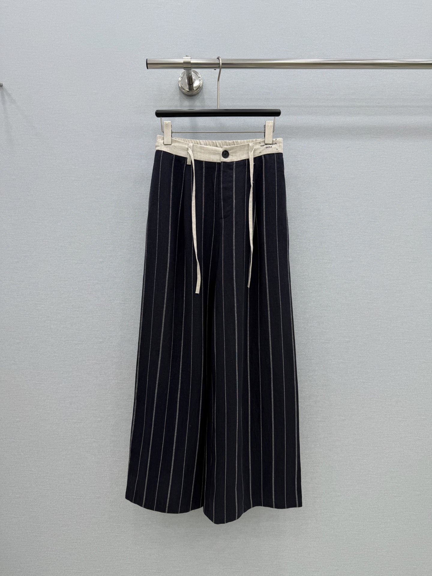 🛒𝐍𝐄𝐖 · 𝟐𝟎𝟐6/爆款现货原单品质  小众*｜2026新品棉麻条纹休闲裤常规设计  经典高级肌理细