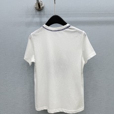 🛒𝐍𝐄𝐖 · 𝟐𝟎𝟐6/爆款现货原单品质 小众|26新品手工工艺短袖T恤精致版型上身巨显瘦!定制最新工 🛒𝐍𝐄𝐖 · 𝟐𝟎𝟐6/爆款现货原单品质 小众|26新品手工工艺短袖T恤精致版型上身巨显瘦!定制最新工
