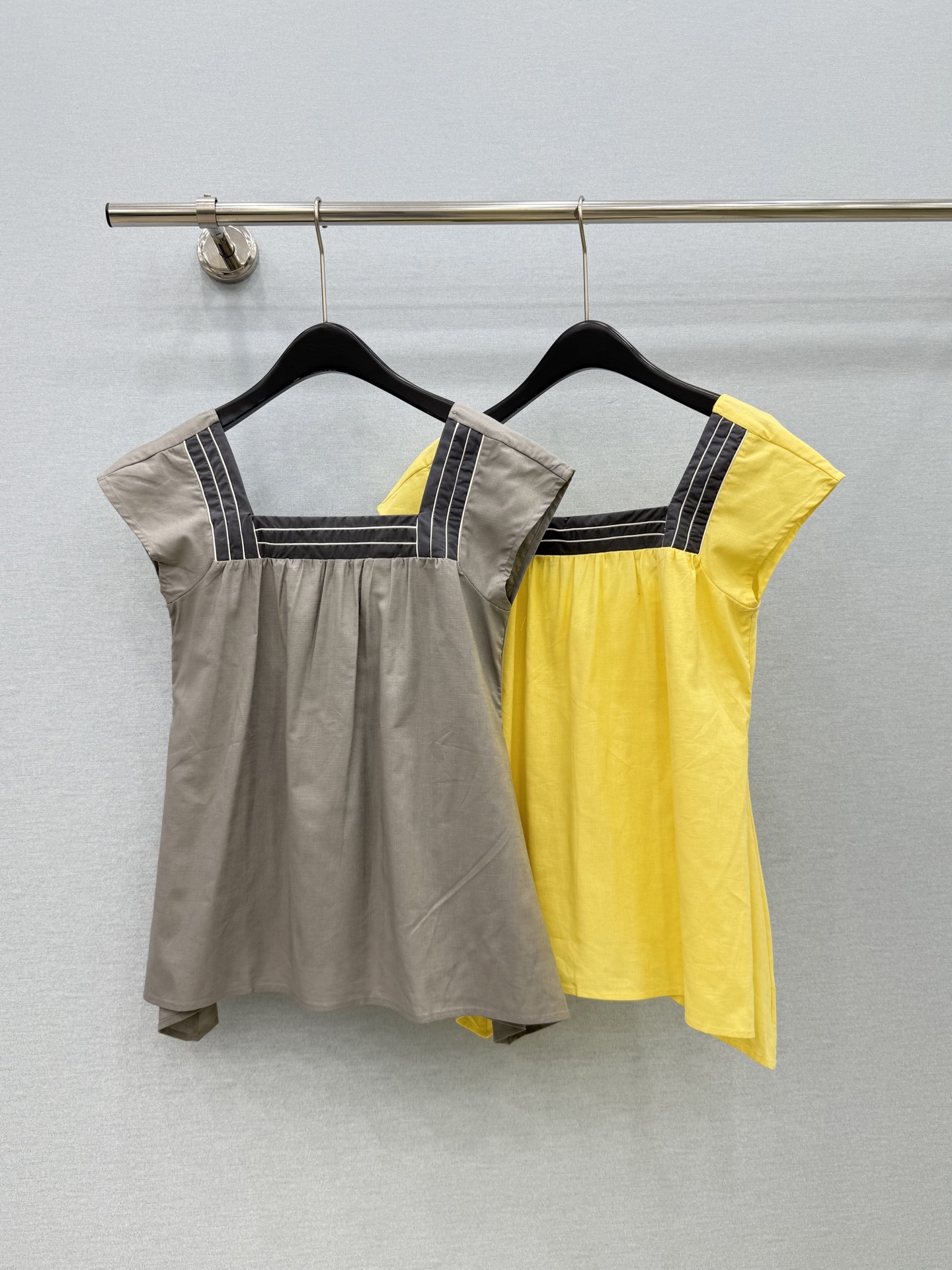🛒𝐍𝐄𝐖 · 𝟐𝟎𝟐6/爆款现货原单品质  小众*｜2026新品撞色大方领蝴蝶结苎麻衬衫 欧阳娜娜同款精