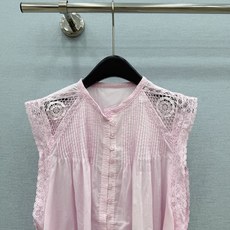 🛒𝐍𝐄𝐖 · 𝟐𝟎𝟐6/爆款现货原单品质 小众*|2026新品蕾丝拼接水溶刺绣衬衫 精致版型,高级肌理细 🛒𝐍𝐄𝐖 · 𝟐𝟎𝟐6/爆款现货原单品质 小众*|2026新品蕾丝拼接水溶刺绣衬衫 精致版型,高级肌理细