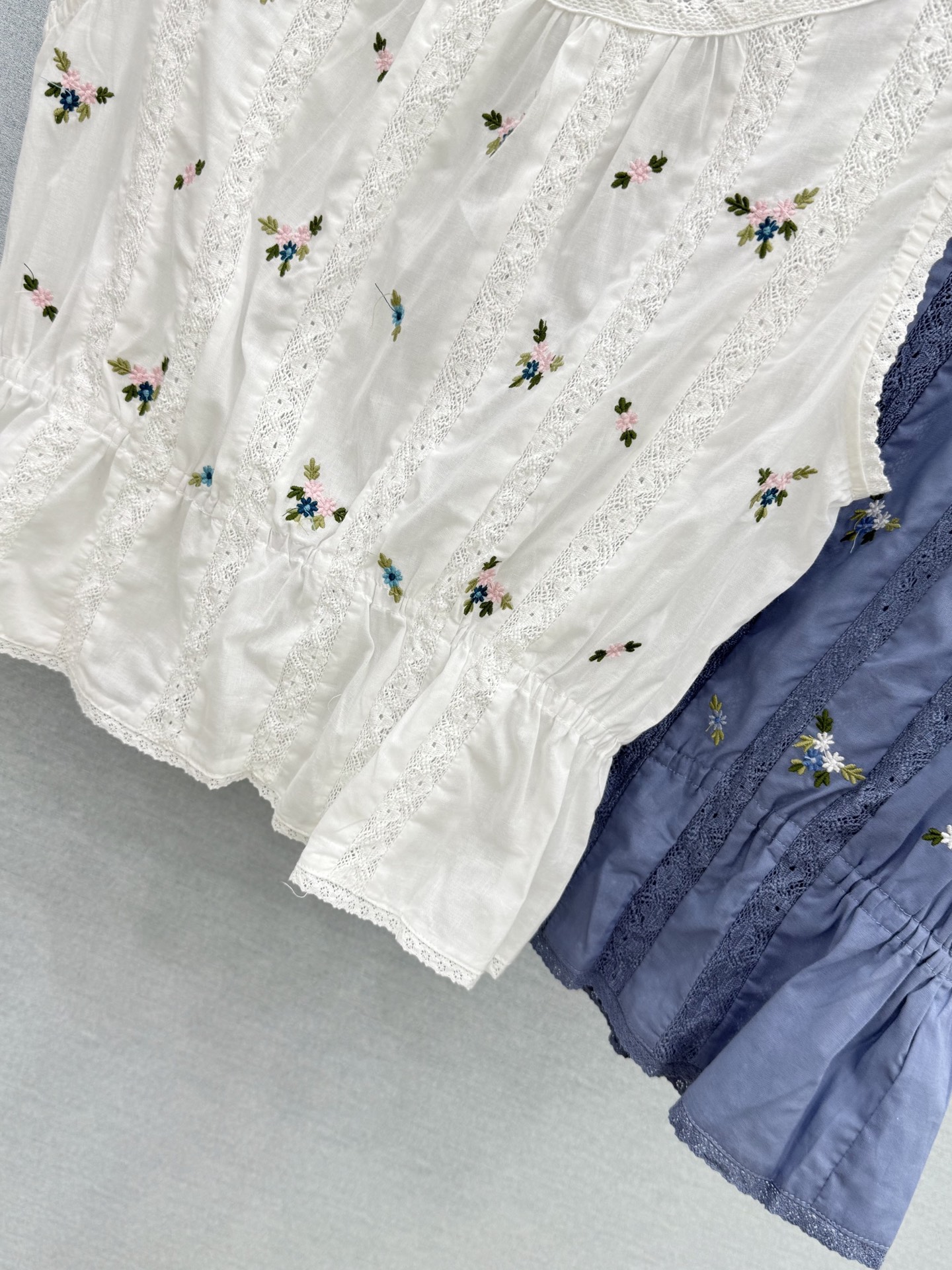 🛒𝐍𝐄𝐖 · 𝟐𝟎𝟐6/爆款现货原单品质   小众*｜2026新品蕾丝拼接刺绣衬衫 精致版型，高级肌理细