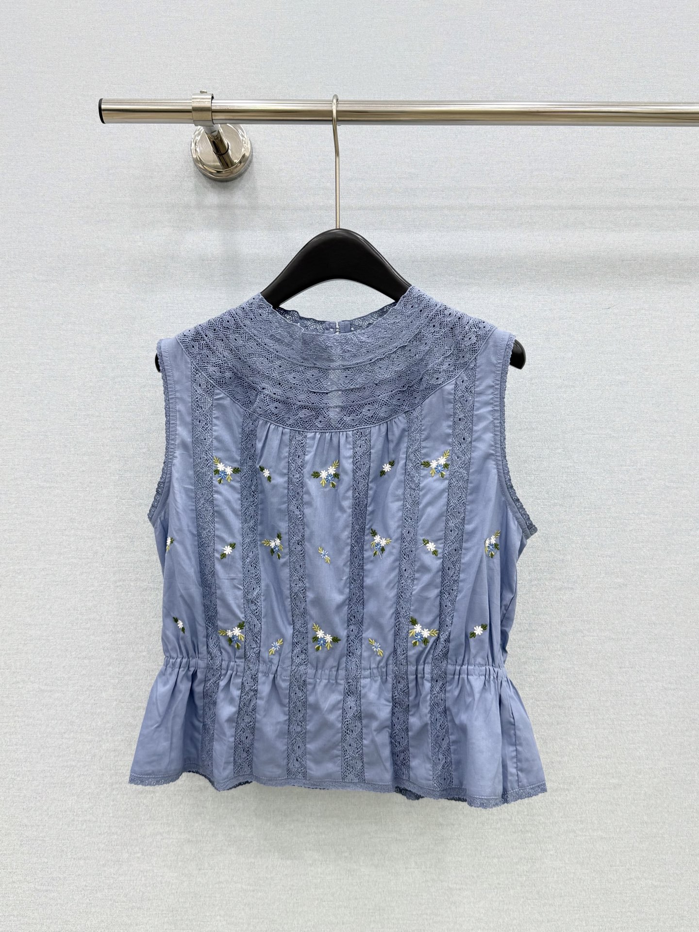 🛒𝐍𝐄𝐖 · 𝟐𝟎𝟐6/爆款现货原单品质   小众*｜2026新品蕾丝拼接刺绣衬衫 精致版型，高级肌理细