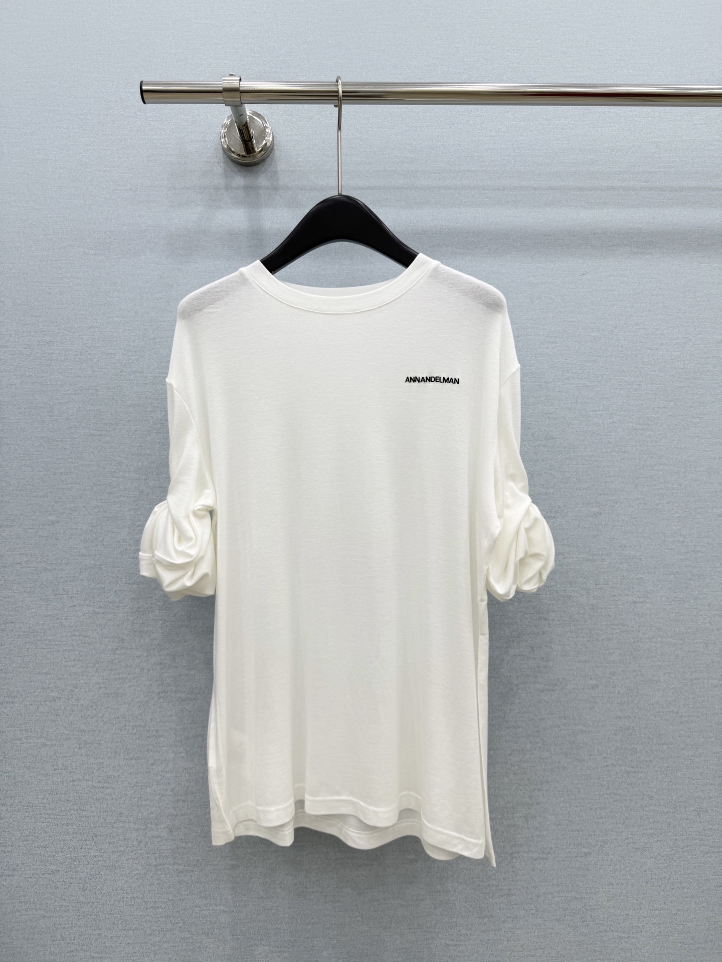 🛒𝐍𝐄𝐖 · 𝟐𝟎𝟐6/爆款现货【原版定制】Ann* ｜2026新品专柜圆领多穿式长袖衫定制YB材质  