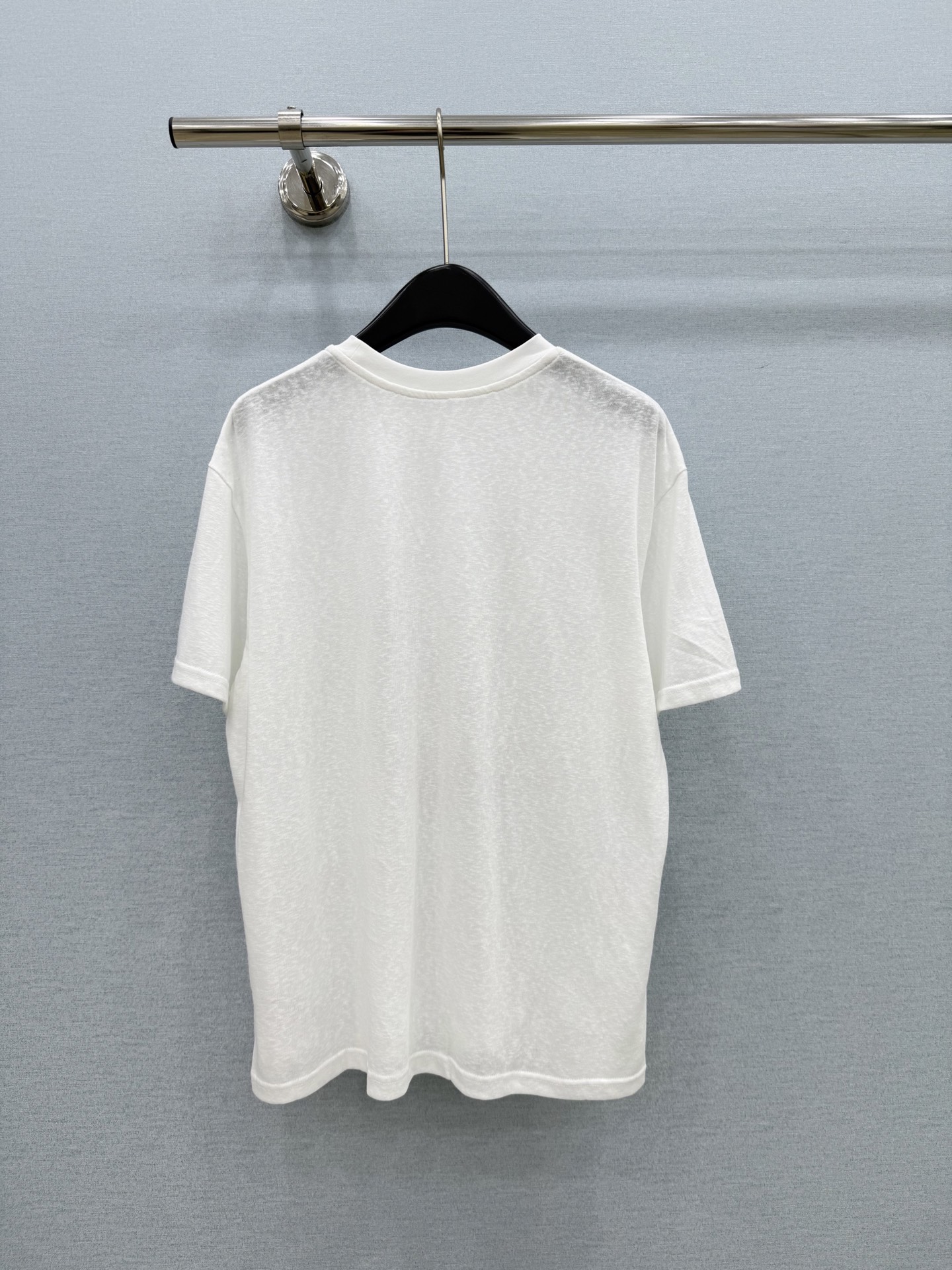 🛒𝐍𝐄𝐖 · 𝟐𝟎𝟐6/爆款现货【春夏上新】 设计师小众｜2026新款印花立体手工防晒短袖T高订面料，百