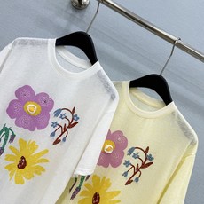 🛒𝐍𝐄𝐖 · 𝟐𝟎𝟐6/爆款现货【春夏上新】 设计师小众|2026新款印花立体手工防晒短袖T高订面料,百 🛒𝐍𝐄𝐖 · 𝟐𝟎𝟐6/爆款现货【春夏上新】 设计师小众|2026新款印花立体手工防晒短袖T高订面料,百