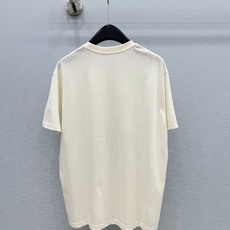 🛒𝐍𝐄𝐖 · 𝟐𝟎𝟐6/爆款现货【春夏上新】 设计师小众|2026新款印花立体手工防晒短袖T高订面料,百 🛒𝐍𝐄𝐖 · 𝟐𝟎𝟐6/爆款现货【春夏上新】 设计师小众|2026新款印花立体手工防晒短袖T高订面料,百