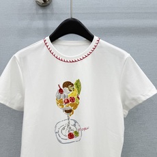 🛒𝐍𝐄𝐖 · 𝟐𝟎𝟐6/爆款现货【春夏上新】 设计师小众|2026新款印花立体手工短袖T高订面料,百搭版 🛒𝐍𝐄𝐖 · 𝟐𝟎𝟐6/爆款现货【春夏上新】 设计师小众|2026新款印花立体手工短袖T高订面料,百搭版