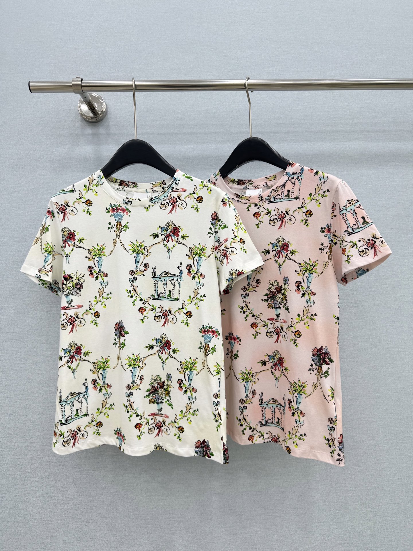 🛒𝐍𝐄𝐖 · 𝟐𝟎𝟐6/爆款现货【春夏上新】 Di*｜2026新款印花短袖T恤高订面料，百搭版型  ，上