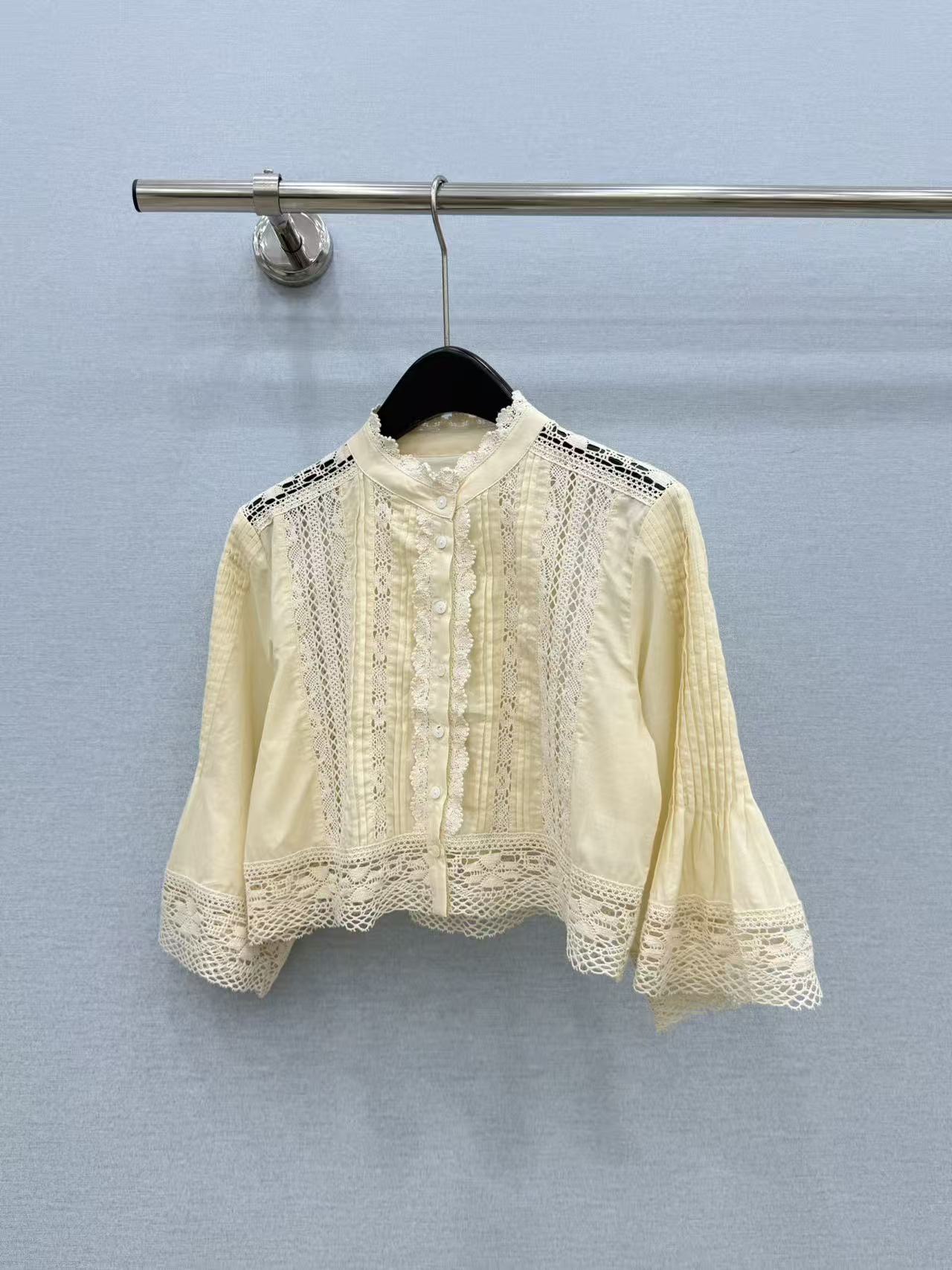 🛒𝐍𝐄𝐖 · 𝟐𝟎𝟐6/爆款现货原单品质 小众*｜2026新品蕾丝拼接花边刺绣衬衫 精致版型，高级肌理细