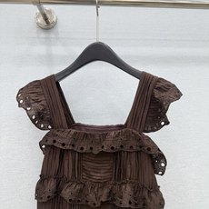 🛒𝐍𝐄𝐖 · 𝟐𝟎𝟐6/爆款现货原单品质 小众*|2026新品水溶花边刺绣吊带精致版型,高级肌理细腻 🛒𝐍𝐄𝐖 · 𝟐𝟎𝟐6/爆款现货原单品质 小众*|2026新品水溶花边刺绣吊带精致版型,高级肌理细腻