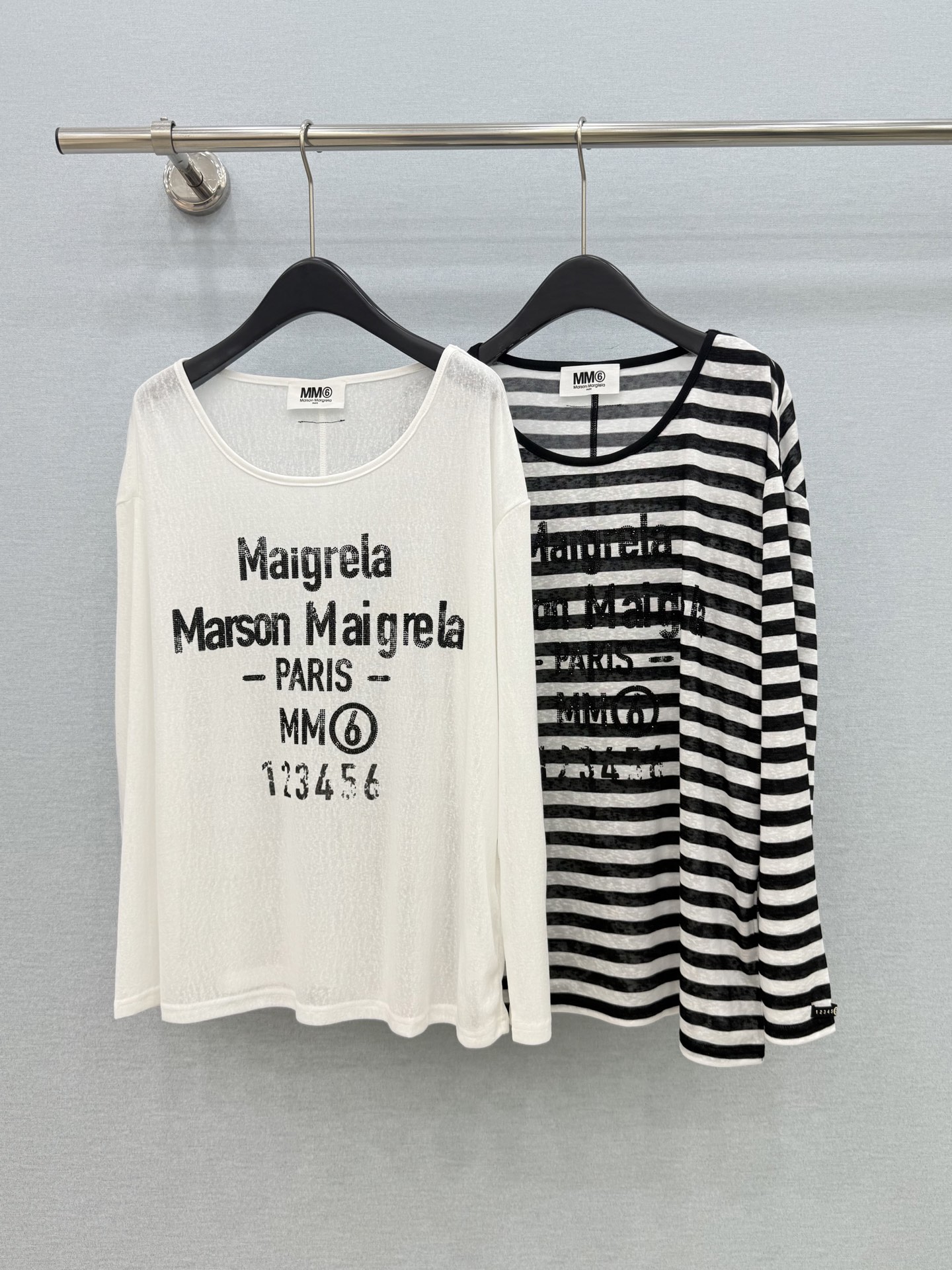 🛒𝐍𝐄𝐖 · 𝟐𝟎𝟐6/爆款现货【春夏上新】 设计师小众｜2026新款订珠防晒长袖罩衫高订面料，百搭版型