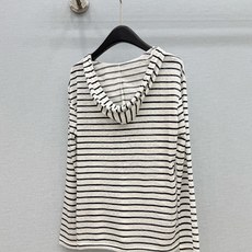 🛒𝐍𝐄𝐖 · 𝟐𝟎𝟐6/爆款现货【春夏上新】 设计师小众|2026新款植绒戴帽防晒长袖罩衫高订面料,百搭 🛒𝐍𝐄𝐖 · 𝟐𝟎𝟐6/爆款现货【春夏上新】 设计师小众|2026新款植绒戴帽防晒长袖罩衫高订面料,百搭