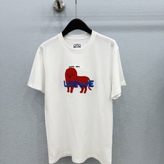 🛒𝐍𝐄𝐖 · 𝟐𝟎𝟐6/爆款现货【原版定制】Loe*|26新品刺绣短袖T恤精致宽松版型上身巨显瘦!定制最 🛒𝐍𝐄𝐖 · 𝟐𝟎𝟐6/爆款现货【原版定制】Loe*|26新品刺绣短袖T恤精致宽松版型上身巨显瘦!定制最