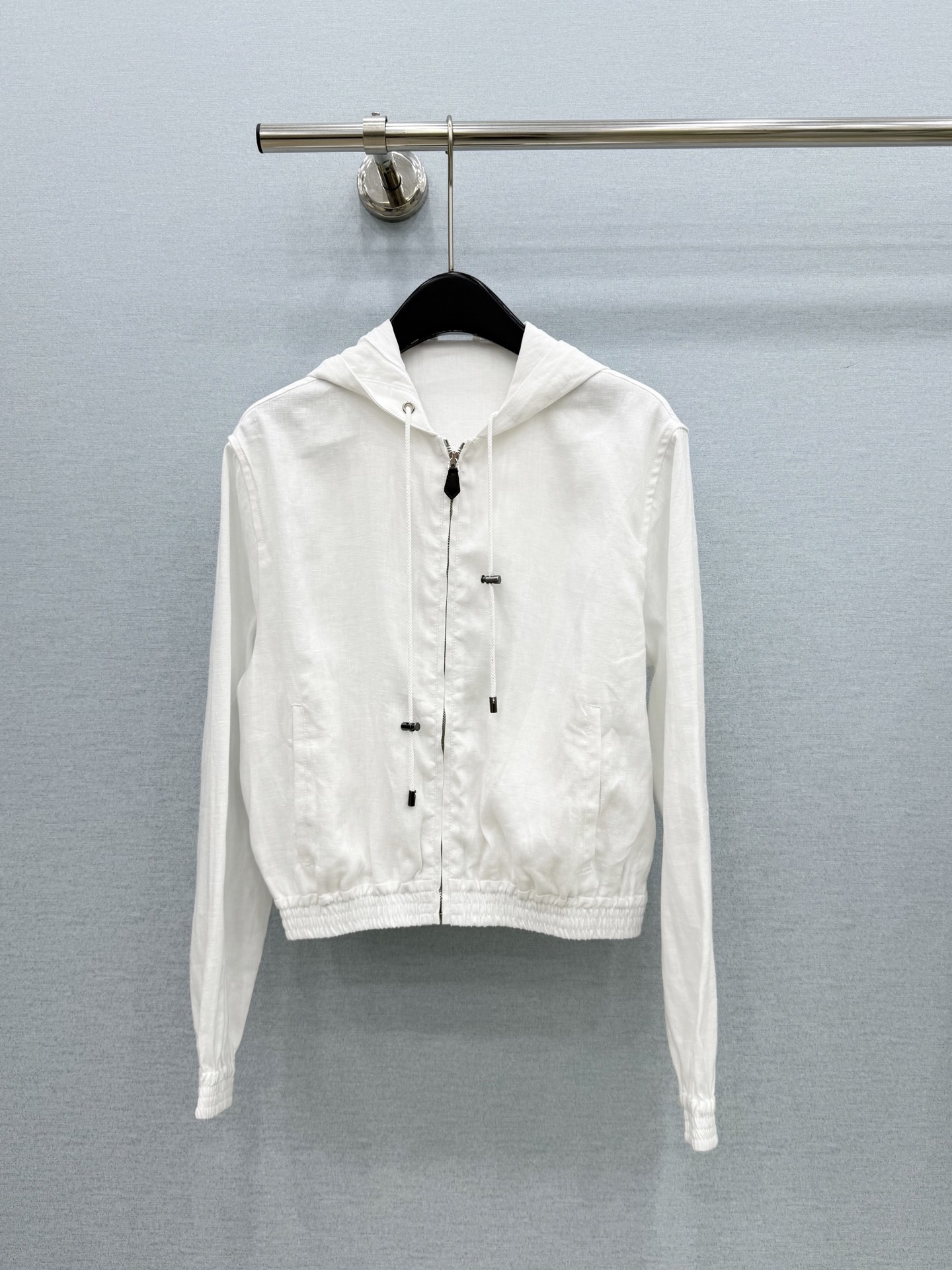 🛒𝐍𝐄𝐖 · 𝟐𝟎𝟐6/爆款现货【原单品质】 小众｜26新款 轻奢重工棉麻带帽外套精致版型 秋冬爆款 高