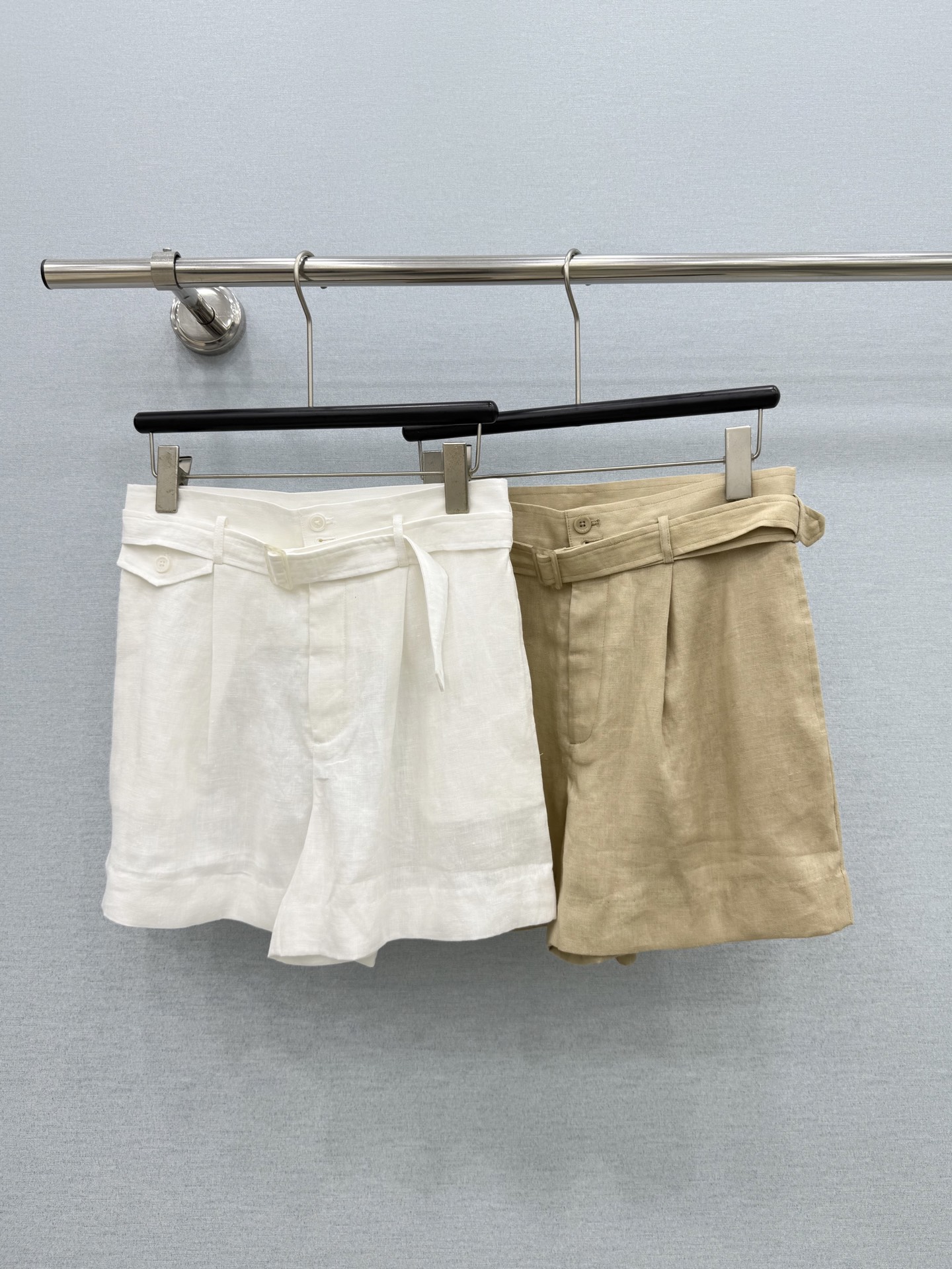 🛒𝐍𝐄𝐖 · 𝟐𝟎𝟐6/爆款现货【原单品质】小众｜26新款工装腰带棉麻短裤色系搭配非常好看，瘦身设计，版