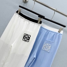 🛒𝐍𝐄𝐖 · 𝟐𝟎𝟐6/爆款现货【原单品质】Loe*|2026新品订染刺绣麻料休闲裤 定制YB 亚麻材质 🛒𝐍𝐄𝐖 · 𝟐𝟎𝟐6/爆款现货【原单品质】Loe*|2026新品订染刺绣麻料休闲裤 定制YB 亚麻材质