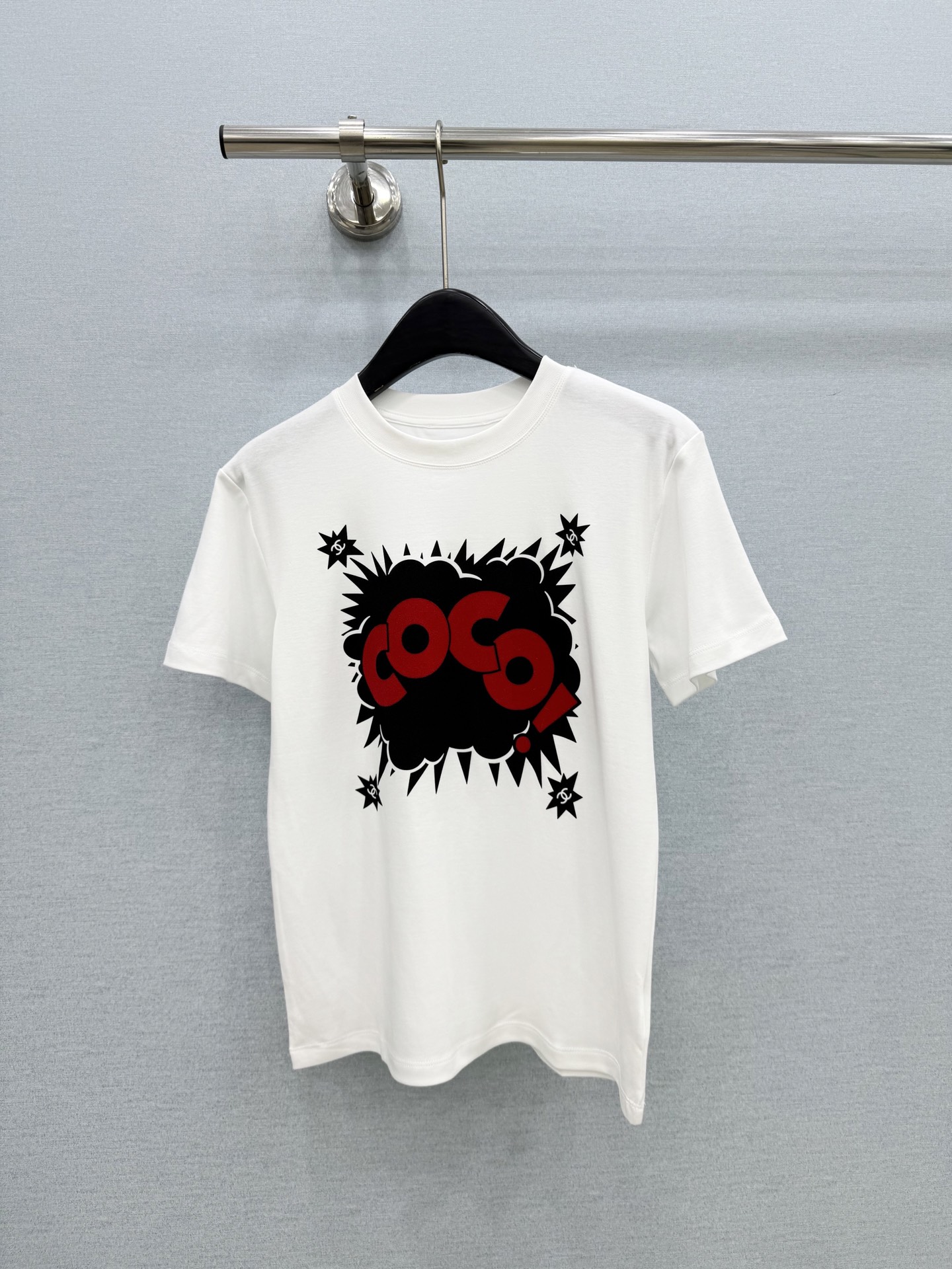 🛒𝐍𝐄𝐖 · 𝟐𝟎𝟐6/爆款现货【原单品质】Ch*｜2026新款印花T恤高订面料，百搭版型  ，上身的触
