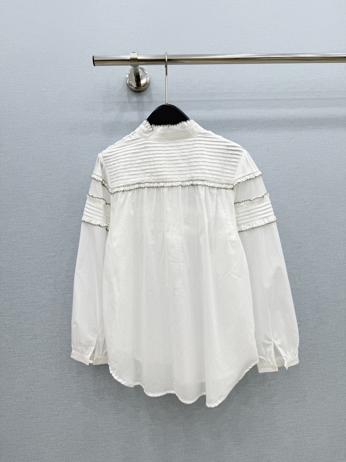 🛒𝐍𝐄𝐖 · 𝟐𝟎𝟐6/爆款现货原单品质  小众*｜2026新品花边刺绣衬衫精致版型，高级肌理细腻 极简