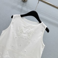🛒𝐍𝐄𝐖 · 𝟐𝟎𝟐6/爆款现货原单品质 小众|26经典花边水溶刺绣无袖衬衫法式纯欲系极致穿搭最新系列 🛒𝐍𝐄𝐖 · 𝟐𝟎𝟐6/爆款现货原单品质 小众|26经典花边水溶刺绣无袖衬衫法式纯欲系极致穿搭最新系列