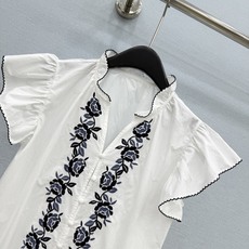 🛒𝐍𝐄𝐖 · 𝟐𝟎𝟐6/爆款现货原单品质 小众*|2026新品刺绣花边珊瑚袖衬衫精致版型,高级肌理细腻 🛒𝐍𝐄𝐖 · 𝟐𝟎𝟐6/爆款现货原单品质 小众*|2026新品刺绣花边珊瑚袖衬衫精致版型,高级肌理细腻