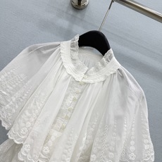 🛒𝐍𝐄𝐖 · 𝟐𝟎𝟐6/爆款现货原单品质 小众*|2026新品水溶花边斗篷式衬衫精致版型,高级肌理细腻 🛒𝐍𝐄𝐖 · 𝟐𝟎𝟐6/爆款现货原单品质 小众*|2026新品水溶花边斗篷式衬衫精致版型,高级肌理细腻