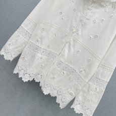 🛒𝐍𝐄𝐖 · 𝟐𝟎𝟐6/爆款现货原单品质 小众|26经典水溶刺绣花边衬衫法式极致穿搭最新系列单品 强烈 🛒𝐍𝐄𝐖 · 𝟐𝟎𝟐6/爆款现货原单品质 小众|26经典水溶刺绣花边衬衫法式极致穿搭最新系列单品 强烈