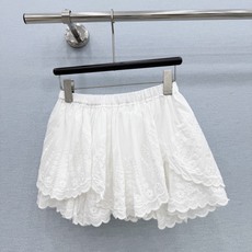🛒𝐍𝐄𝐖 · 𝟐𝟎𝟐6/爆款现货原单品质 小众*|2026新品花边刺绣裤裙精致版型,高级肌理细腻 极 🛒𝐍𝐄𝐖 · 𝟐𝟎𝟐6/爆款现货原单品质 小众*|2026新品花边刺绣裤裙精致版型,高级肌理细腻 极