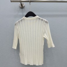 🛒𝐍𝐄𝐖 · 𝟐𝟎𝟐6/爆款现货【原单品质】小众|2026新款亚麻坑条针织衫老钱风穿搭 气质百搭绝美定 🛒𝐍𝐄𝐖 · 𝟐𝟎𝟐6/爆款现货【原单品质】小众|2026新款亚麻坑条针织衫老钱风穿搭 气质百搭绝美定
