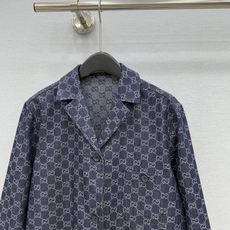 🛒𝐍𝐄𝐖 · 𝟐𝟎𝟐6/爆款现货【原单品质 】G*| GG提花丹宁牛仔外套采用高端定制面料,牛仔穿起来非 🛒𝐍𝐄𝐖 · 𝟐𝟎𝟐6/爆款现货【原单品质 】G*| GG提花丹宁牛仔外套采用高端定制面料,牛仔穿起来非