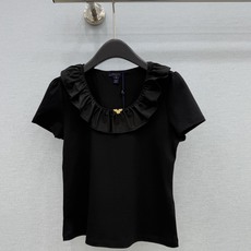 🛒𝐍𝐄𝐖 · 𝟐𝟎𝟐6/爆款现货【原单品质】L*|2026新款荷叶边T恤高订面料,百搭版型 ,上身的触 🛒𝐍𝐄𝐖 · 𝟐𝟎𝟐6/爆款现货【原单品质】L*|2026新款荷叶边T恤高订面料,百搭版型 ,上身的触