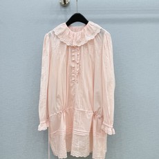 🛒𝐍𝐄𝐖 · 𝟐𝟎𝟐6/爆款现货原单品质 小众|26经典刺绣花边衬衫收腰连衣裙法式极致穿搭最新系列单品 🛒𝐍𝐄𝐖 · 𝟐𝟎𝟐6/爆款现货原单品质 小众|26经典刺绣花边衬衫收腰连衣裙法式极致穿搭最新系列单品