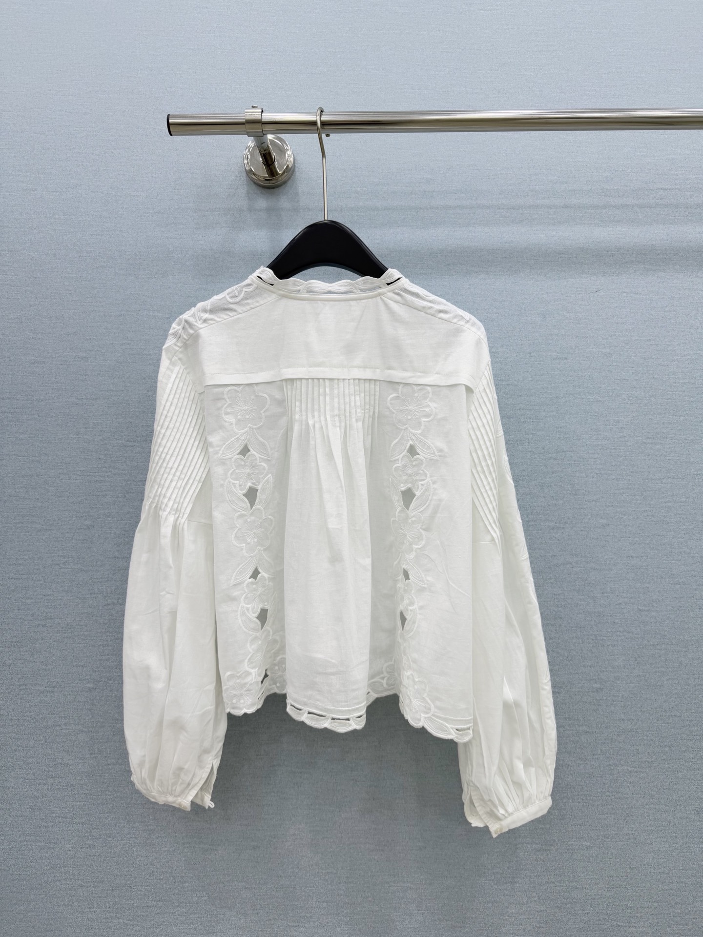 🛒𝐍𝐄𝐖 · 𝟐𝟎𝟐6/爆款现货 原单品质  小众｜26经典花边水溶刺绣花边衬衫 法式风极致穿搭 最新系列单品 强烈推荐