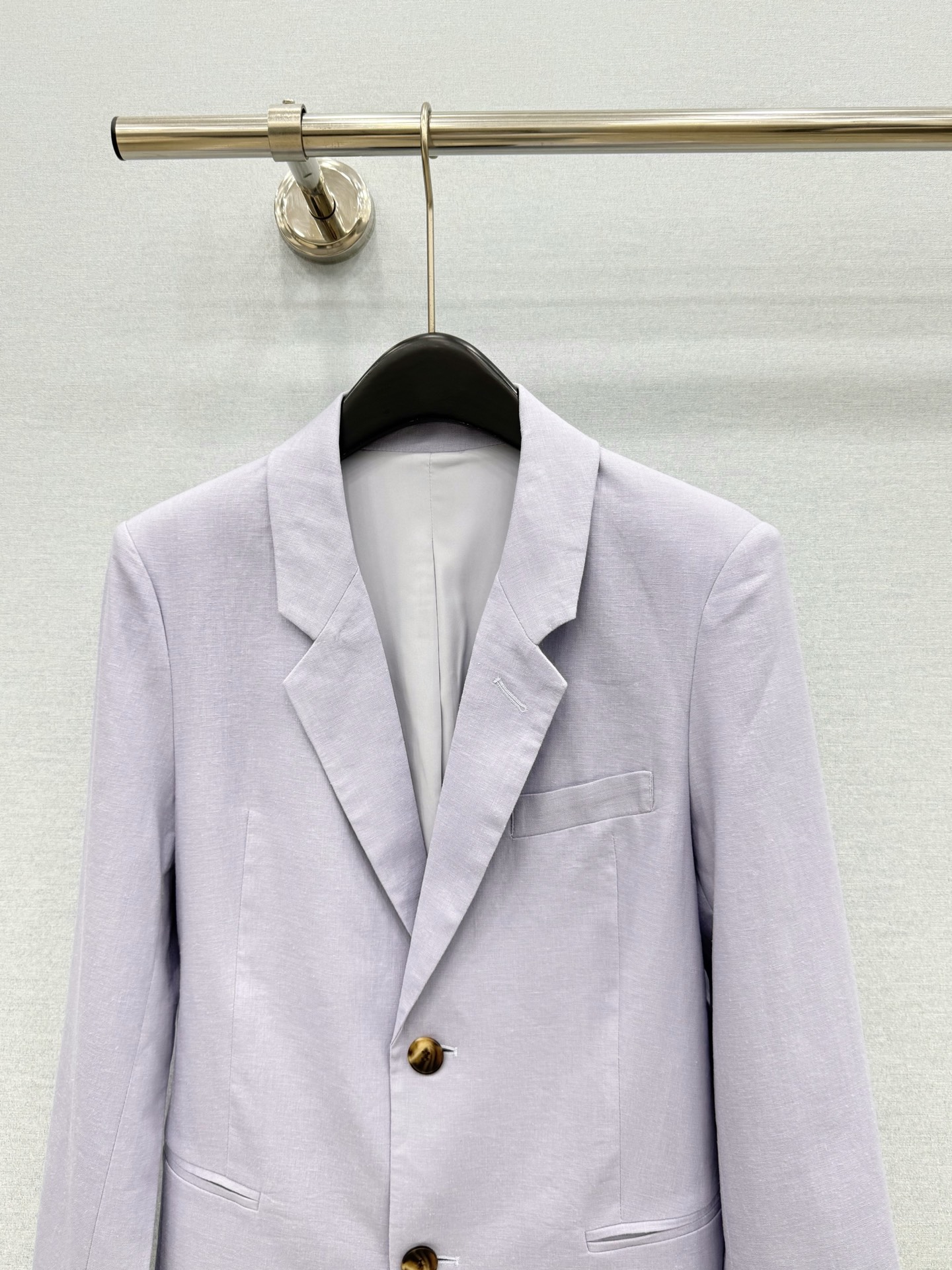 🛒𝐍𝐄𝐖 · 𝟐𝟎𝟐6/爆款现货 原单品质  小众｜26秋冬西装外套 老钱风百搭单品 流畅的线条结构 拿捏得恰如其分 将