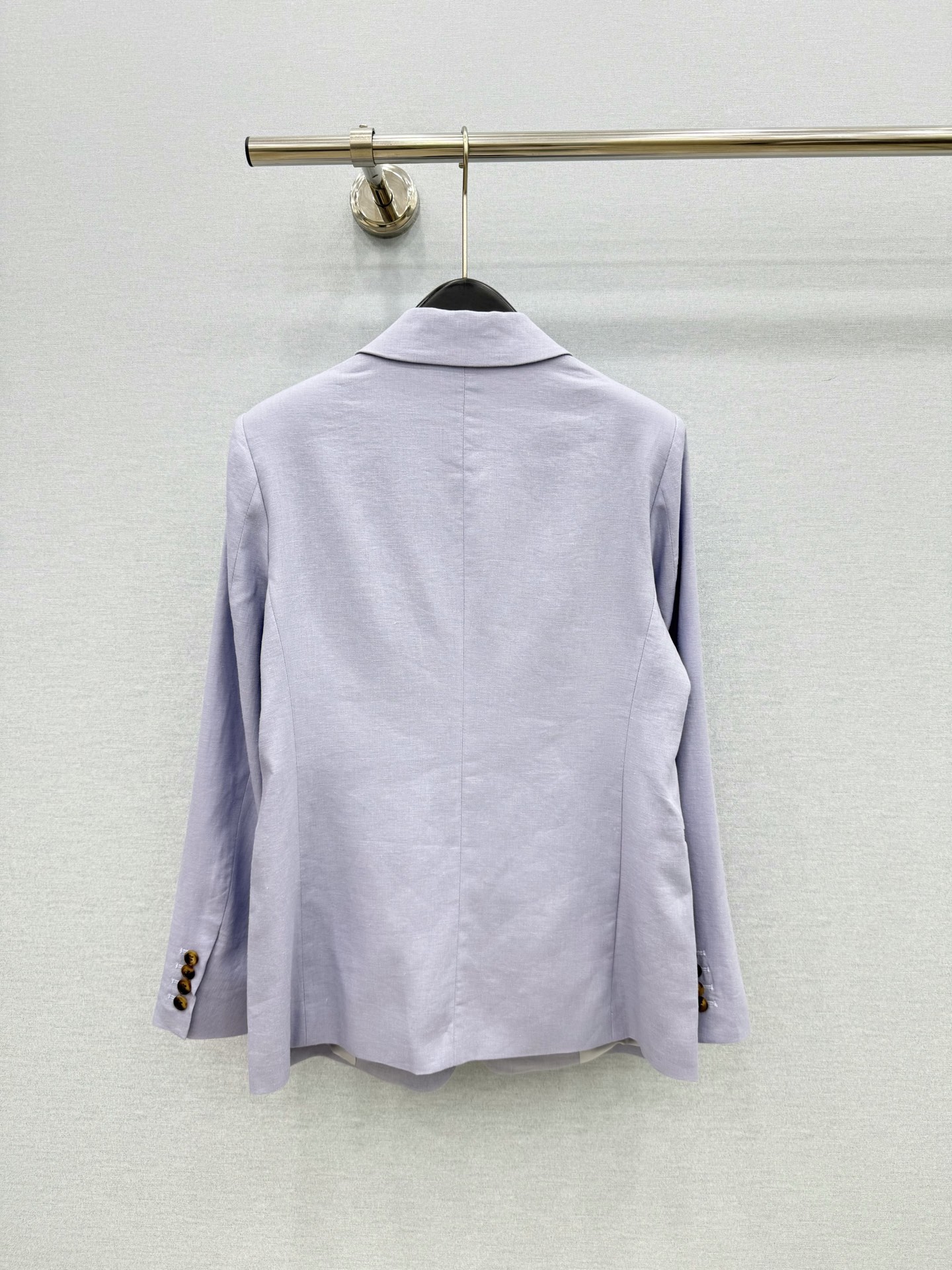 🛒𝐍𝐄𝐖 · 𝟐𝟎𝟐6/爆款现货 原单品质  小众｜26秋冬西装外套 老钱风百搭单品 流畅的线条结构 拿捏得恰如其分 将