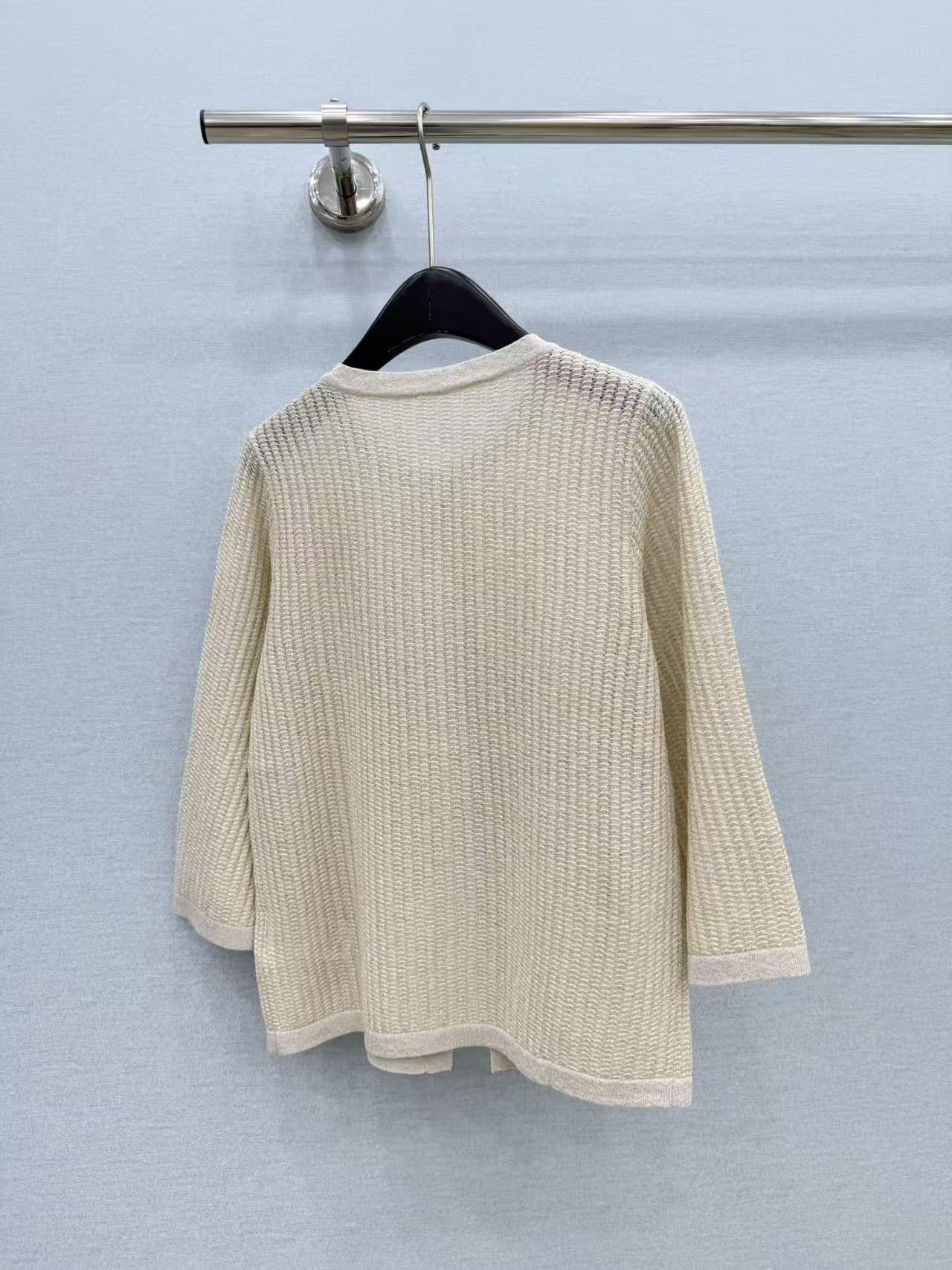 🛒𝐍𝐄𝐖 · 𝟐𝟎𝟐6/爆款现货 【原单品质】小众｜2026新款镂空钩花针织开衫 老钱风穿搭  甜美气质感拉满 绝美 定