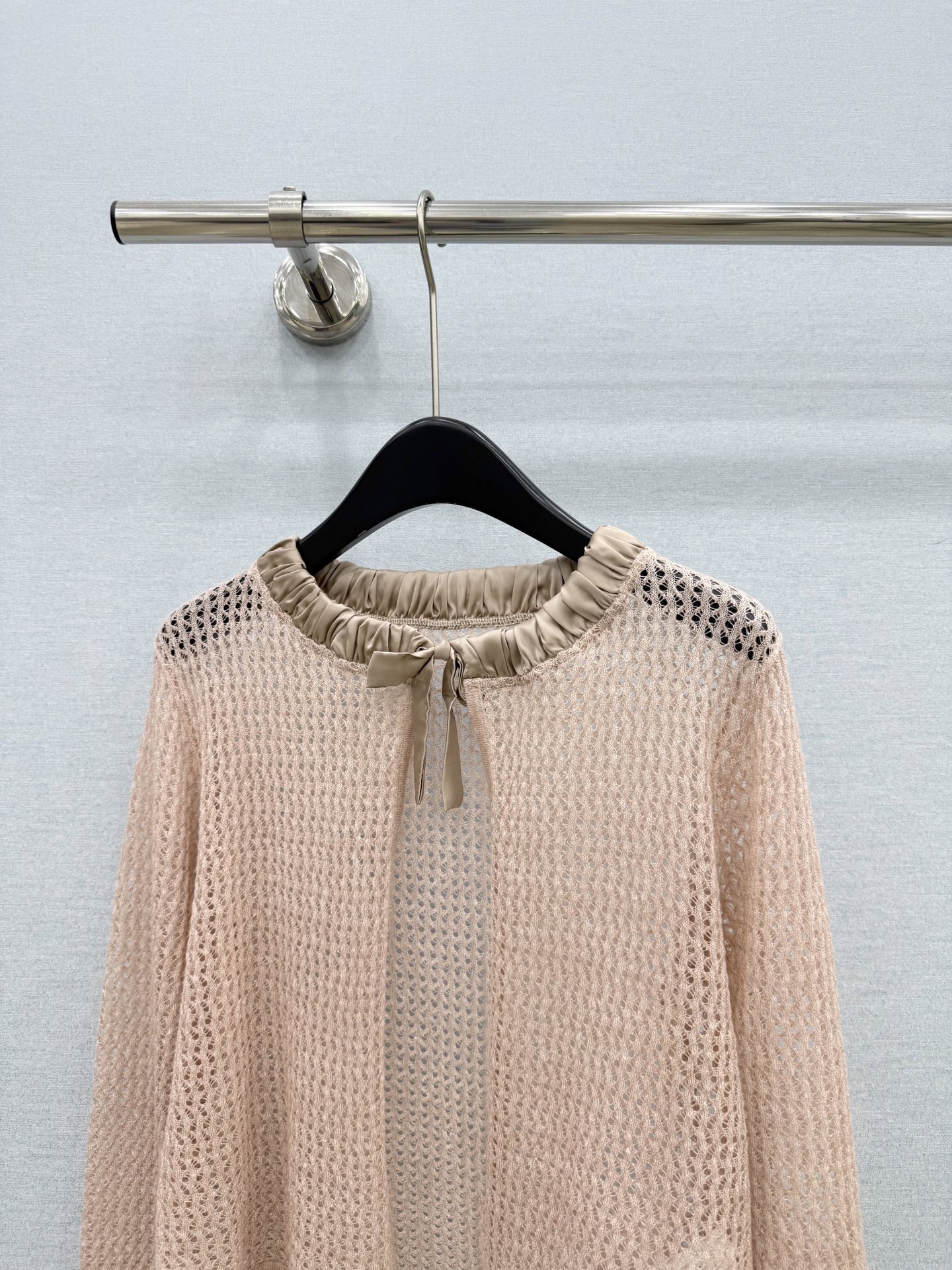 🛒𝐍𝐄𝐖 · 𝟐𝟎𝟐6/爆款现货 【原单品质】小众｜2026新款镂空钩花针织开衫 老钱风穿搭  甜美气质感拉满 绝美 美
