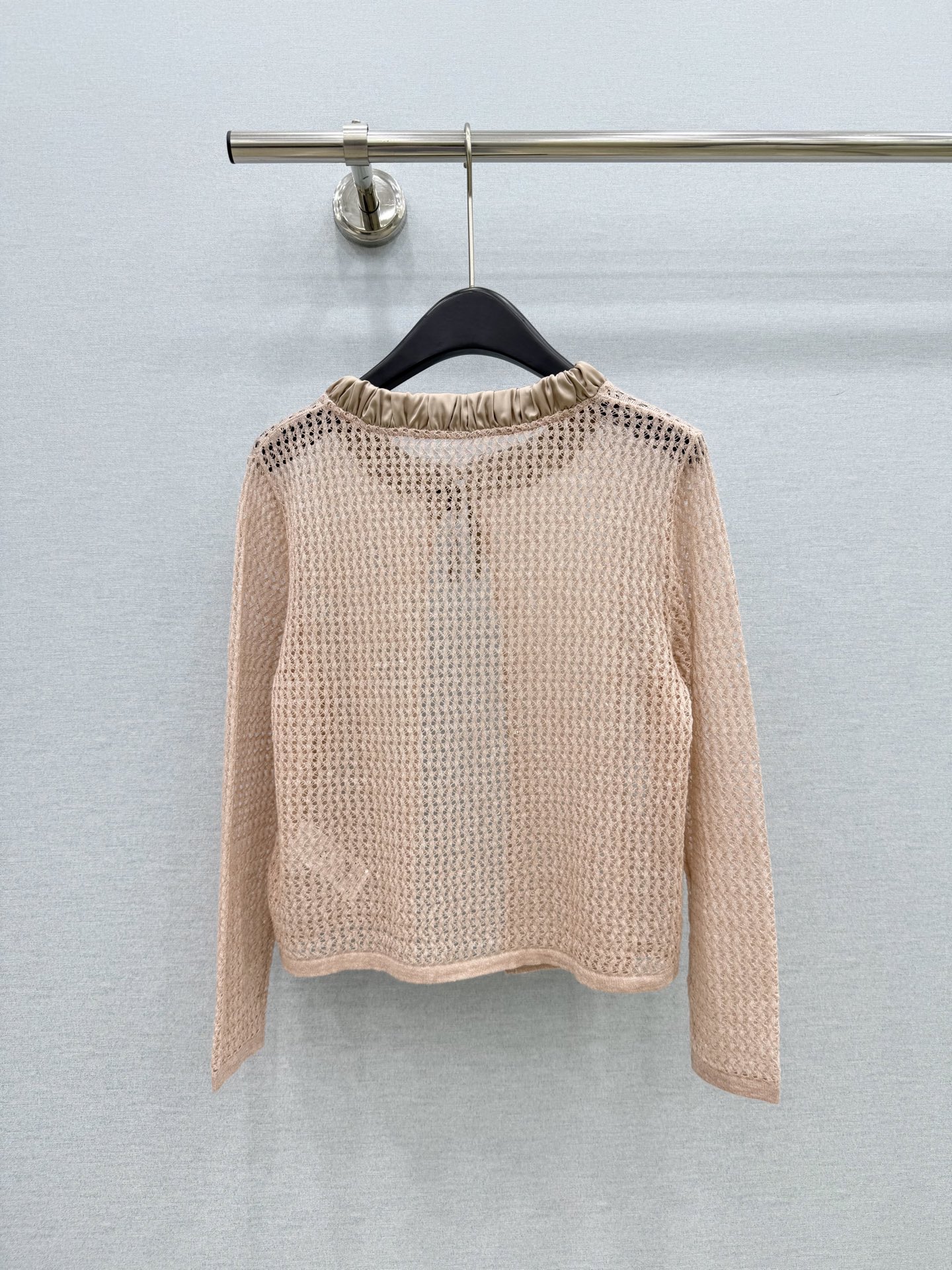 🛒𝐍𝐄𝐖 · 𝟐𝟎𝟐6/爆款现货 【原单品质】小众｜2026新款镂空钩花针织开衫 老钱风穿搭  甜美气质感拉满 绝美 美