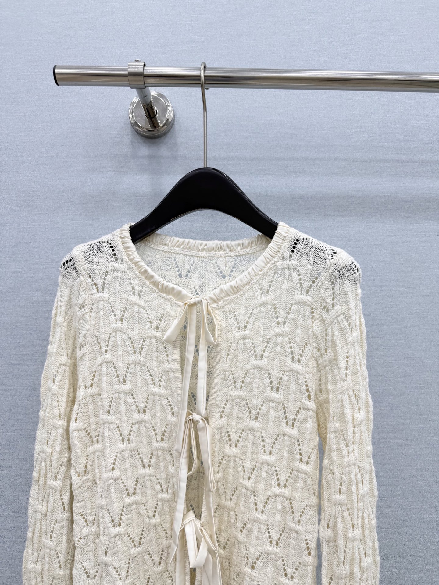 🛒𝐍𝐄𝐖 · 𝟐𝟎𝟐6/爆款现货 【原单品质】小众｜2026新款镂空钩花针织开衫 老钱风穿搭  甜美气质感拉满 绝美 进
