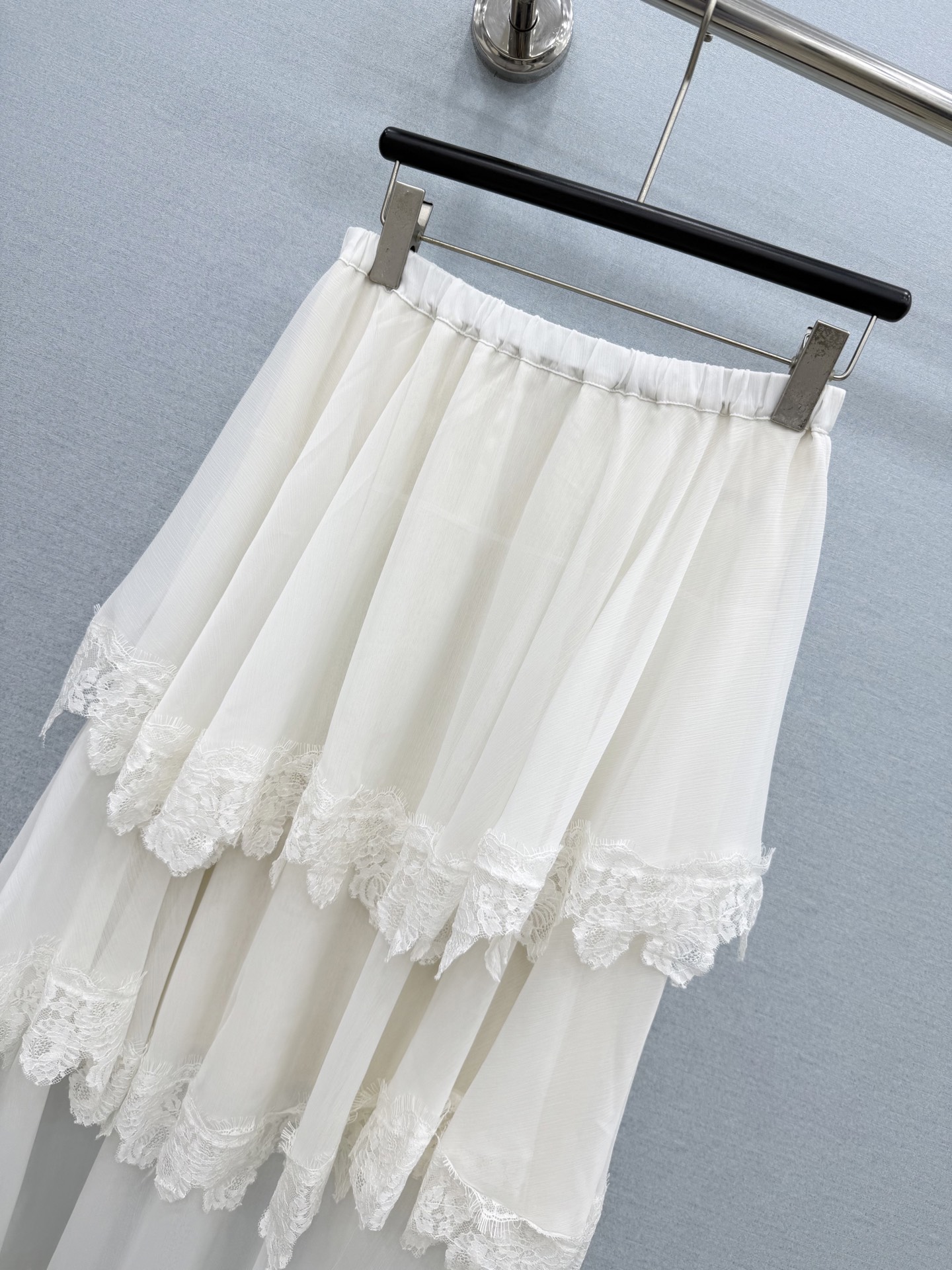 🛒𝐍𝐄𝐖 · 𝟐𝟎𝟐6/爆款现货 原单品质  小众｜26经典蛋糕式花边半裙 法式风极致穿搭 最新系列单品 强烈推荐  宽