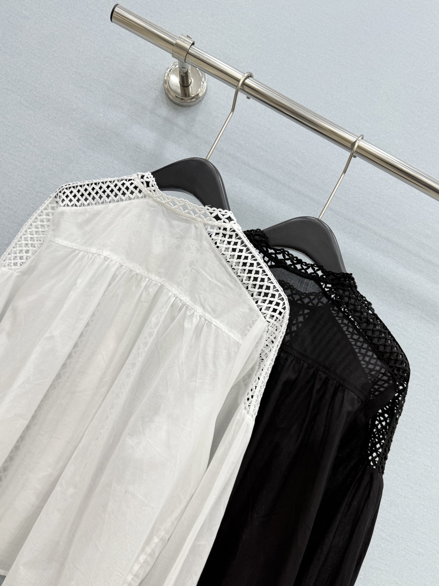 🛒𝐍𝐄𝐖 · 𝟐𝟎𝟐6/爆款现货 原单品质  小众｜26经典镂空水溶刺绣花边衬衫 法式田园风极致穿搭 最新系列单品 强烈