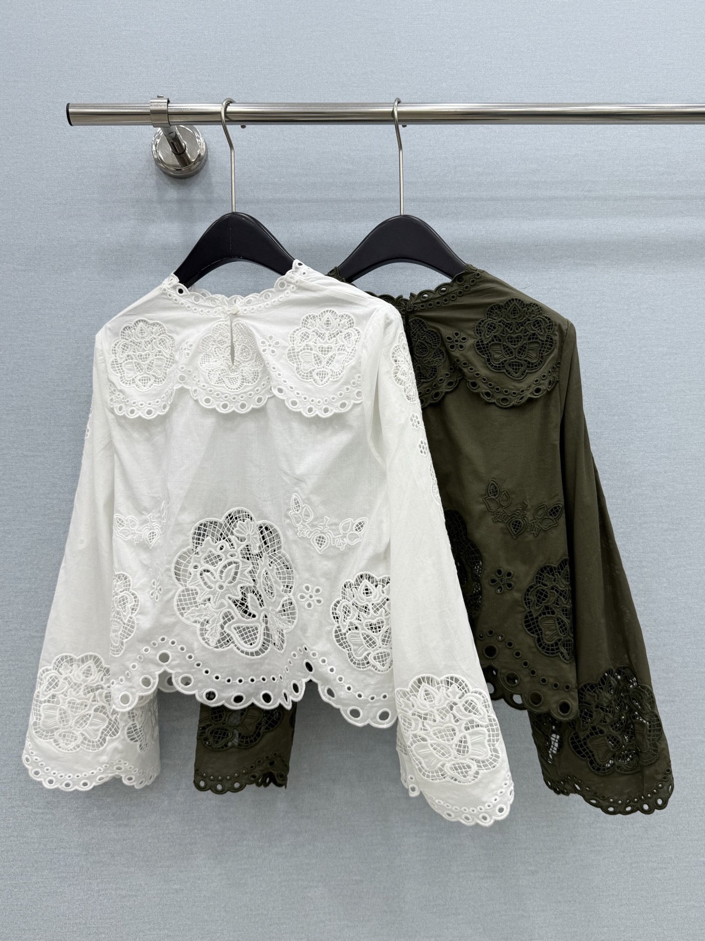 🛒𝐍𝐄𝐖 · 𝟐𝟎𝟐6/爆款现货 原单品质  小众｜26经典水溶刺绣花边衬衫 法式田园风极致穿搭 最新系列单品 强烈推荐