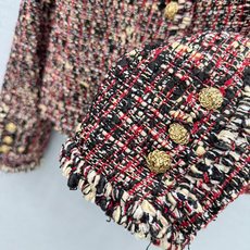 🛒𝐍𝐄𝐖 · 𝟐𝟎𝟐6/爆款现货 【原单品质】Cha*|26秋冬新品粗花呢外套 系列款 专属编织花边设计 山茶花真丝内 🛒𝐍𝐄𝐖 · 𝟐𝟎𝟐6/爆款现货 【原单品质】Cha*|26秋冬新品粗花呢外套 系列款 专属编织花边设计 山茶花真丝内