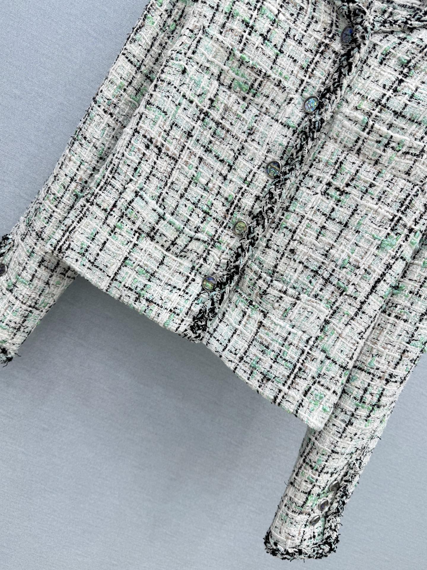 🛒𝐍𝐄𝐖 · 𝟐𝟎𝟐6/爆款现货 【原单品质】Cha*|26秋冬新品粗花呢外套 系列款 专属编织花边设计 百分百💯真 🛒𝐍𝐄𝐖 · 𝟐𝟎𝟐6/爆款现货 【原单品质】Cha*|26秋冬新品粗花呢外套 系列款 专属编织花边设计 百分百💯真