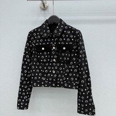 🛒𝐍𝐄𝐖 · 𝟐𝟎𝟐6/爆款现货 【原单品质】Her*|26秋冬新款牛仔外套 系列款 两种高级面料的拼接,触碰独有的火 🛒𝐍𝐄𝐖 · 𝟐𝟎𝟐6/爆款现货 【原单品质】Her*|26秋冬新款牛仔外套 系列款 两种高级面料的拼接,触碰独有的火