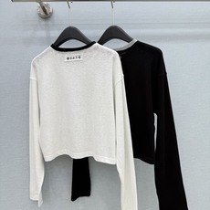 🛒𝐍𝐄𝐖 · 𝟐𝟎𝟐6/爆款现货 设计师 小众|2026新款印花长袖T恤 高订面料,百搭版型 ,上身的触感谁穿谁知道的 🛒𝐍𝐄𝐖 · 𝟐𝟎𝟐6/爆款现货 设计师 小众|2026新款印花长袖T恤 高订面料,百搭版型 ,上身的触感谁穿谁知道的