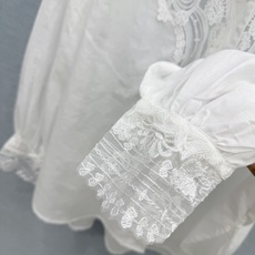 🛒𝐍𝐄𝐖 · 𝟐𝟎𝟐6/爆款现货 原单品质 小众*|2026新品水溶花边刺绣衬衫 精致版型,高级肌理细腻 极简主义常 🛒𝐍𝐄𝐖 · 𝟐𝟎𝟐6/爆款现货 原单品质 小众*|2026新品水溶花边刺绣衬衫 精致版型,高级肌理细腻 极简主义常