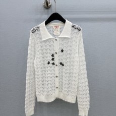 🛒𝐍𝐄𝐖 · 𝟐𝟎𝟐6/爆款现货 【原单品质】小众|2026新款马海毛翻领钩花针织开衫 高订面料,法式翻领衬得脖颈修长, 🛒𝐍𝐄𝐖 · 𝟐𝟎𝟐6/爆款现货 【原单品质】小众|2026新款马海毛翻领钩花针织开衫 高订面料,法式翻领衬得脖颈修长,