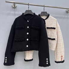 🛒𝐍𝐄𝐖 · 𝟐𝟎𝟐6/爆款现货 【原单品质】Cha*|26秋冬新品微廓形粗花呢外套 专属花边设计 撞色大工厂订制! 🛒𝐍𝐄𝐖 · 𝟐𝟎𝟐6/爆款现货 【原单品质】Cha*|26秋冬新品微廓形粗花呢外套 专属花边设计 撞色大工厂订制!
